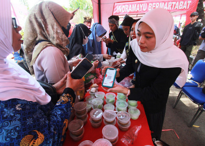 Pemkab Indramayu – BJB Gelar Festival Makanan Rakyat, Harganya Cuma 77 Rupiah