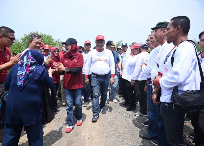 Bupati Indramayu Komitmen untuk Tingkatkan Kualitas Infrastruktur Jalan