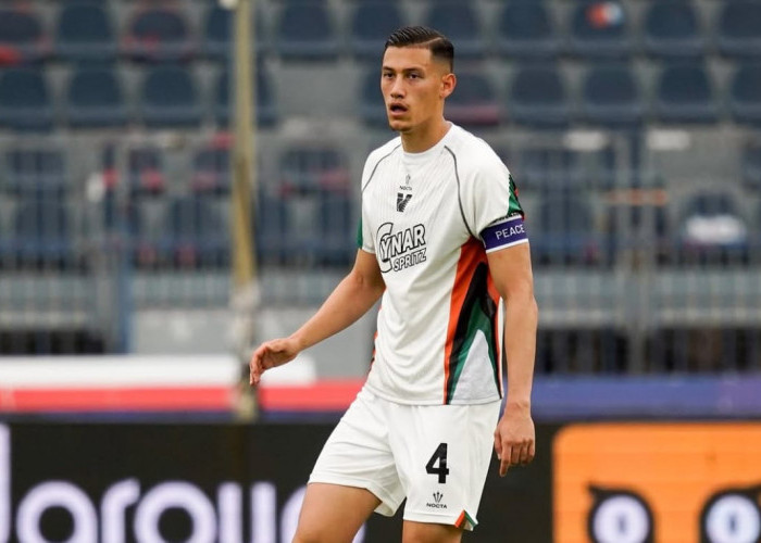 Jay Idzes Siap Gabung Klub Besar Eropa! Tapi Fokus Utama Tetap Selamatkan Venezia dari Degradasi!