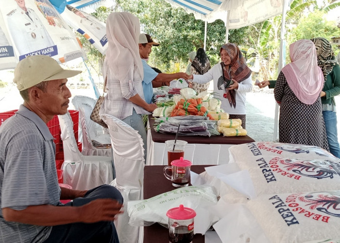 GPM di Jatisawit Lor Disambut Antusias, Warga Dapat Sembako Harga Terjangkau