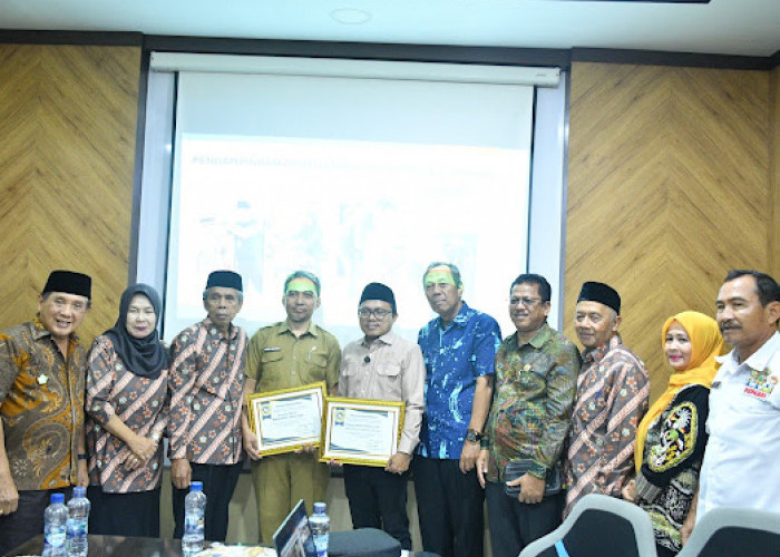 Komitmen Terhadap Pelayanan Ramah Lansia, RSUD Indramayu Dapat Penghargaan dari LLI Jawa Barat