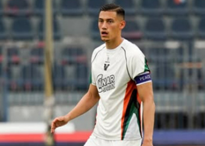 Pindah Ke Klub Lebih Besar Bukan Prioritas! Jay Idzes Pilih Fokus Selamatkan Venezia dari Degradasi!