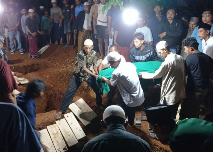 5 Keluarga Korban Kebakaran di Bekasi Dimakamkan Berdampingan di Sarwadadi Cirebon