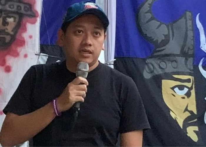 Setelah Videotron Kini Persib Bandung Siapkan Truk, Angkot dan Koran Umumkan Pemain Baru di Musim 2025  