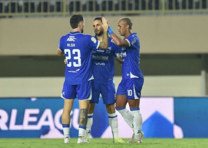 Persib Bandung Menang Telak Atas PSBS Biak, Gol Luciano Jadi Penutup Indah Kemenangan 3-0