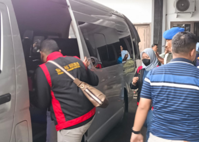 Kantor DPRD Indramayu Digeledah Kejati Jabar, Cari Alat Bukti Dugaan Korupsi