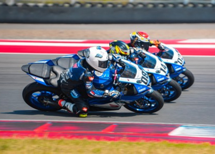 Gebyar Idemitsu BLU CRU Yamaha Sunday Race di Sirkuit Mandalika, Makin Jadi Magnet Passion Balap