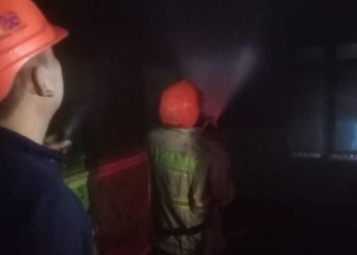 Korsleting, Rumah di Desa Bugis Terbakar