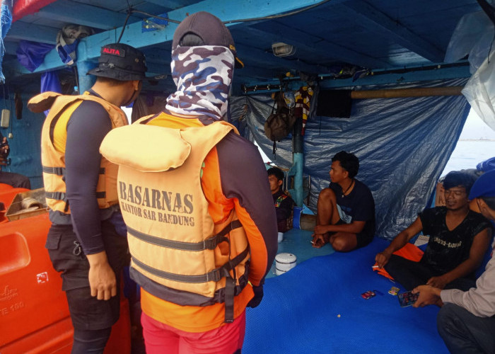 ABK KM Samudra Hilang di Perairan Patimban, Subang, Tim Rescue Pos SAR Cirebon Lakukan Pencarian