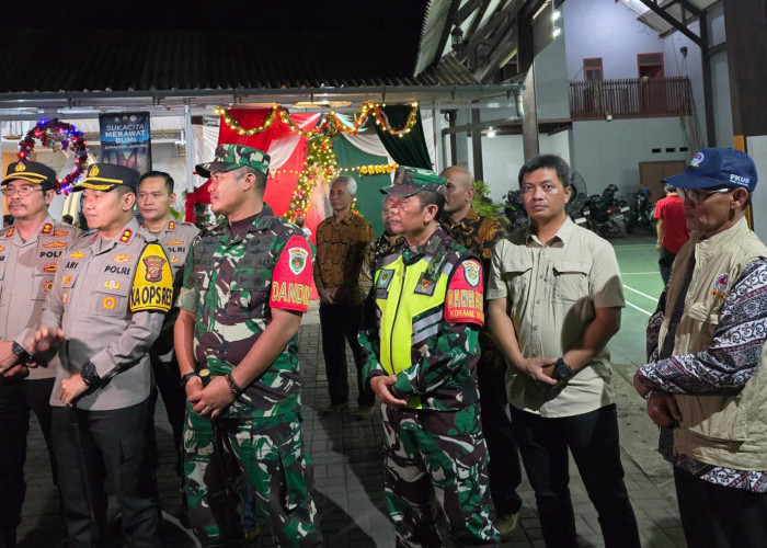 Misa Malam Natal di Gereja Katolik Santo Mikael Berjalan Aman dan Lancar 