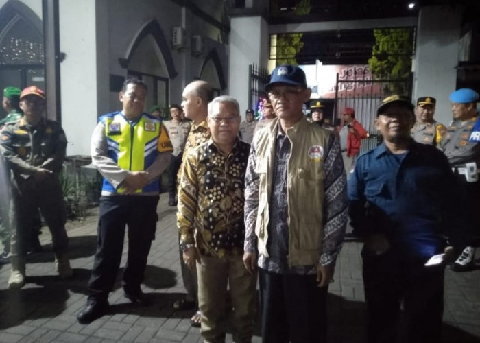 Ketua FKUB Indramayu Pantau Sejumlah Tempat Peribadatan di Malam Natal