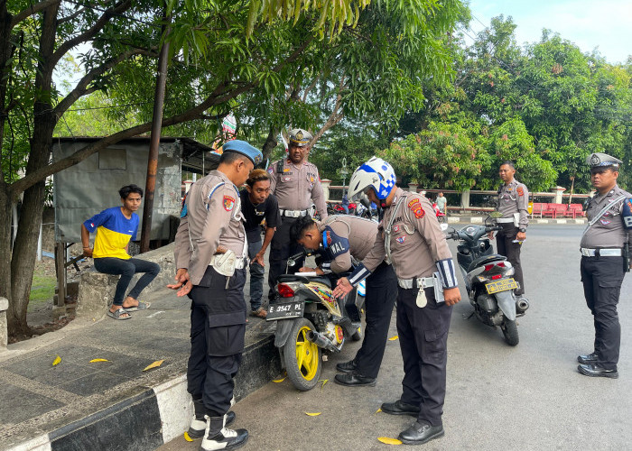 Ops Zebra Lodaya, Satlantas Polres Indramayu Tindak Pengedara Gunakan Knalpot Bising dan Melawan Arus