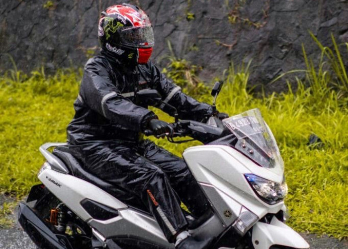 Tips Berkendara di Musim Hujan dengan Sepeda Motor Matik