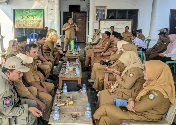 Pemcam Sukagumiwang Tekankan Budaya Pelayanan 5S dan Etika Bermedia Sosial