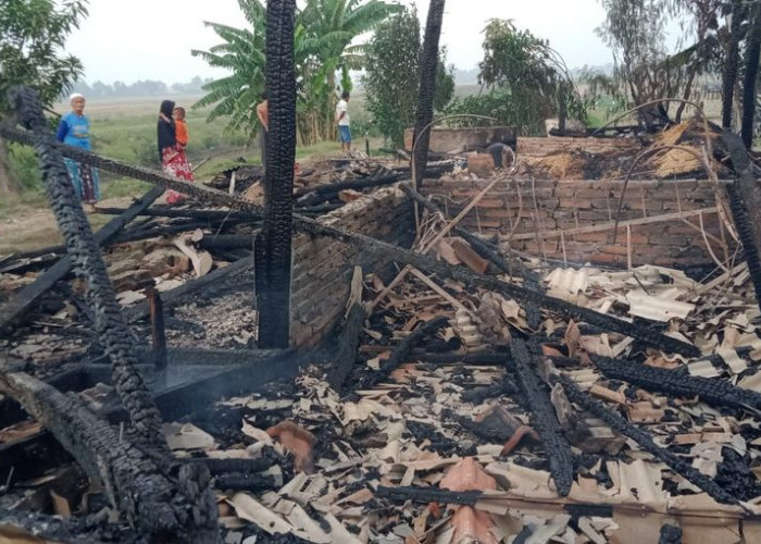 Kebakaran Rumah di Lelea Indramayu, 22 Ekor Kambing Ikut Terbakar
