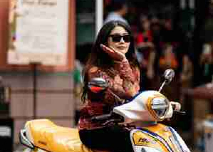 Classy Grls Day Out Kartini Day 'Dari Kebaya ke Jalan Raya'