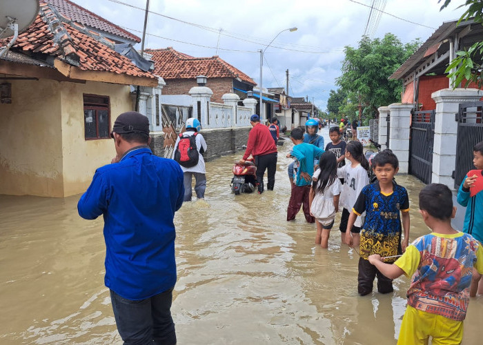 Giliran Kali Bugel Meluap, Tiga Desa Terdampak Banjir, Manula Mengungsi