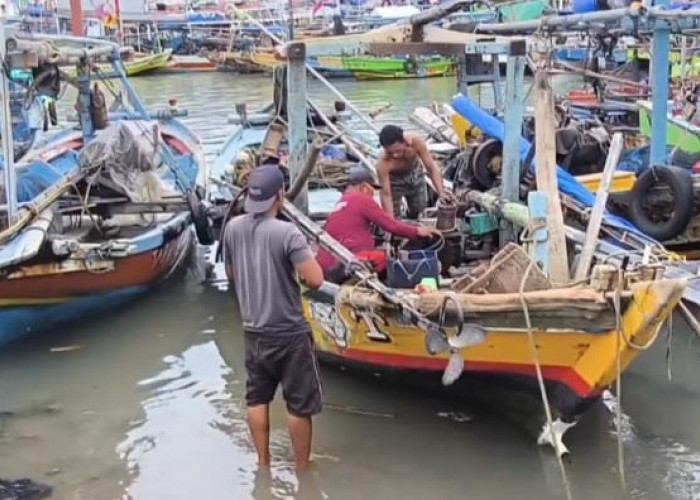 Cuaca Buruk, Nelayan di Indramayu Memilih Tak Melaut