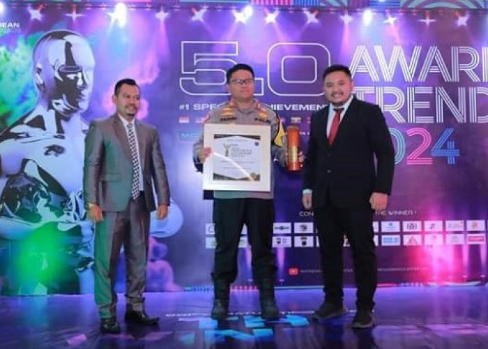 AKBP DR M Fahri Siregar SH SIK MH Meraih Penghargaan dari Indonesia Award Magazine