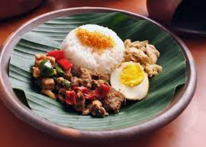 Makanan Keraton Khas Cirebon! Nasi Bogana: Kuliner Legendaris Yang Wajib Dicoba.
