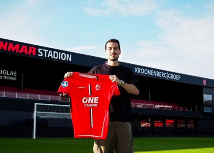 Perpisahan Almere City Bikin Haru, Thom Haye Putus Kontrak dan Pamit dari Klub