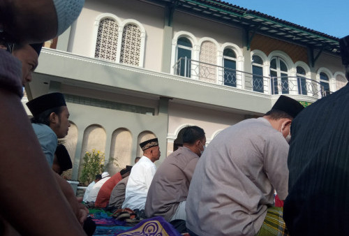 Salat Id Masjid Nurul Bayan, Khatib: Mengurus Orang Tua Sama Dengan Berangkat Perang Jihad 
