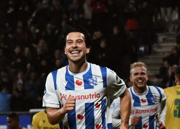 Cabut dari Almere City, Thom Haye Dirumorkan Bakal Kembali ke SC Heerenveen, Reunian?
