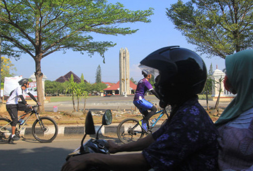 Pelayanan SIM Keliling Hari Ini Ada di Alun-alun Indramayu