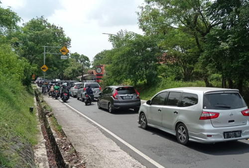 Kendaraan dari Kuningan menuju Cirebon Padat, Pengguna Jalan Dihimbau Menghindari Jam-Jam Ini