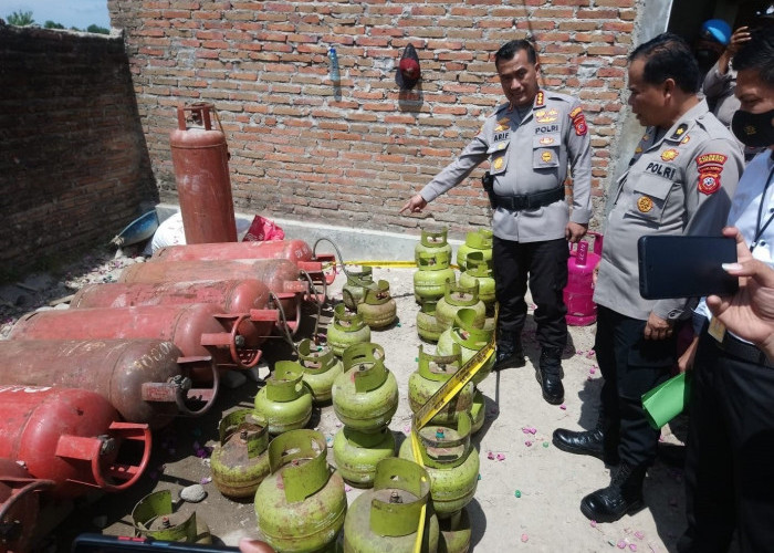 Polisi Gerebek Gudang Pengoplosan Elpiji di Palimanan Timur