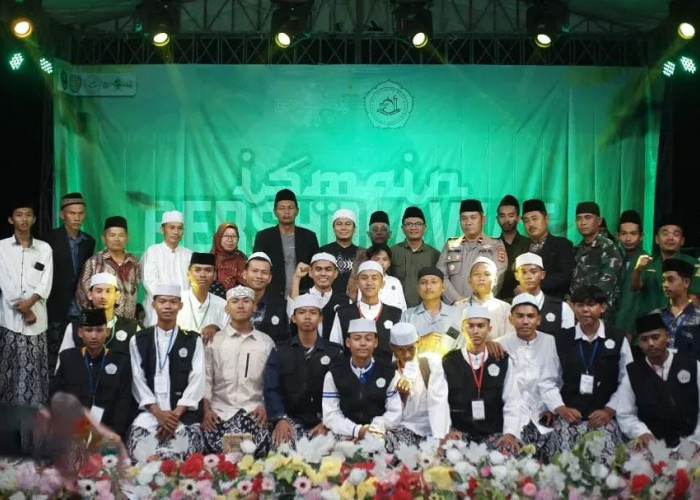 Kemeriahan Maulid Nabi dalam Bingkai ISMAIN Bersholawat 