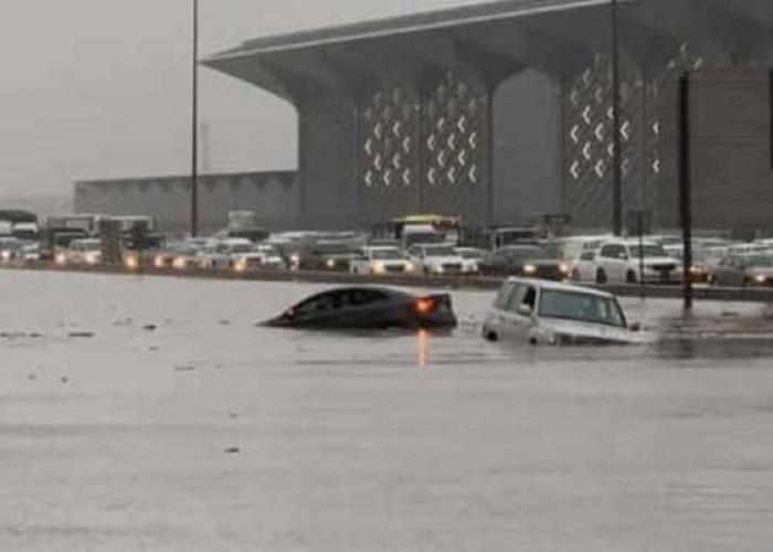 Banjir Kepung Jalan di Jeddah, Dua Orang Dinyatakan Meninggal Dunia