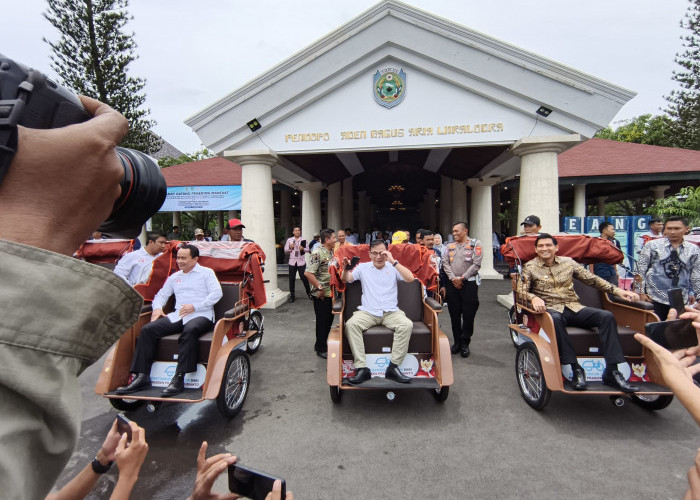 Pemerintah Salurkan Becak Listrik untuk Lansia, Dorong Kemandirian Ekonomi dan Ramah Lingkungan
