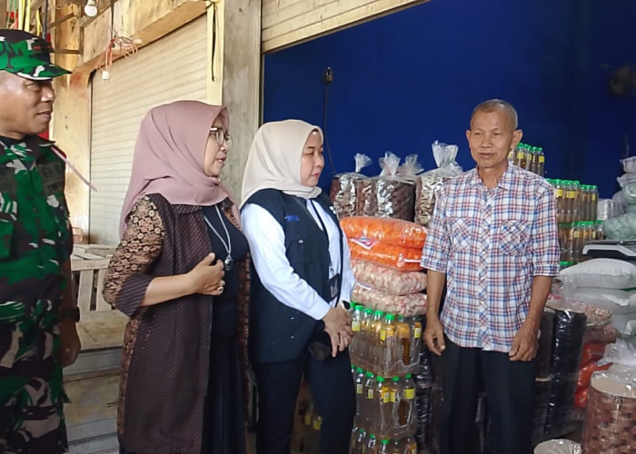 Bulog Indramayu Pastikan Stok Aman dan Harga Beras Stabil Jelang Nataru