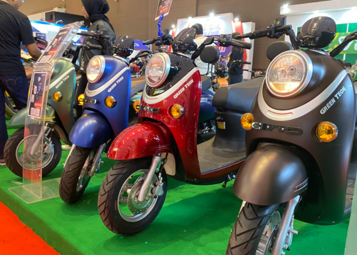 Akhir Tahun Paling Worth It! Motor Listrik di Bawah 20 Juta Makin Menggoda