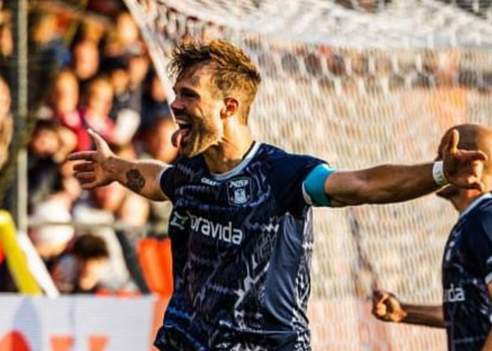 Patrick Mortensen Buka Suara Soal Rumor Gabung Persib Bandung, Kode Bendera Denmark Jadi Spekulasi