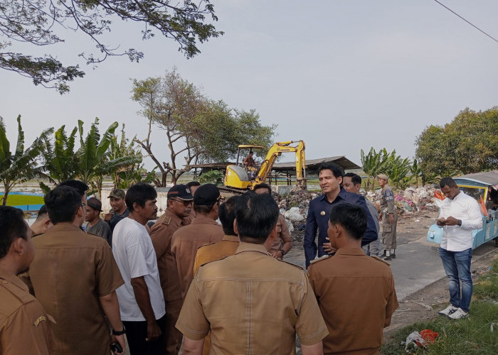 Bupati Lucky Langsung Tinjau Tempat  Pembuangan Akhir  Sampah,Minta Masyarakat Buang Sampah pada Tempatnya