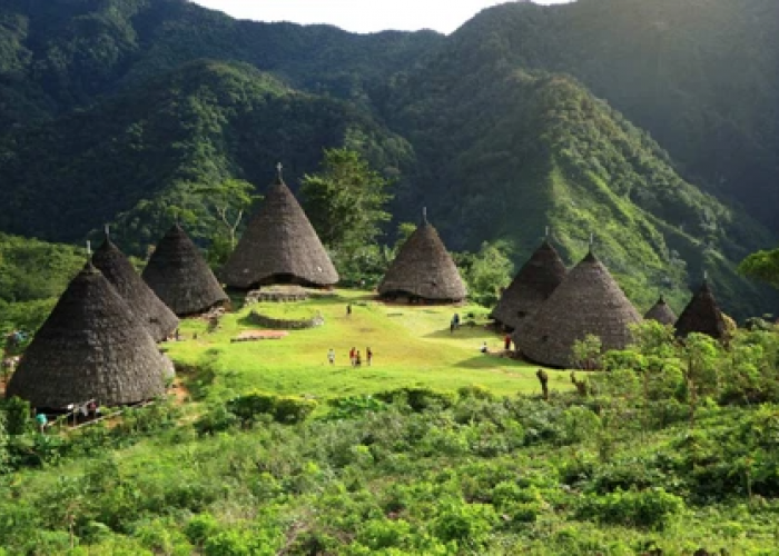 Liburan Unik Anti-Mainstream! Inilah 10 Kampung Unik Yang Ada di Indonesia yang Wajib Kamu Kunjungi Saat Libur