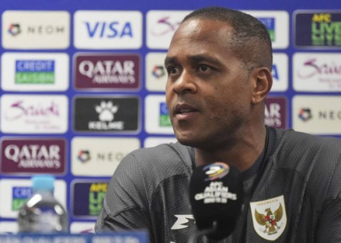 Kode Tambah Pemain Naturalisasi? Patrick Kluivert Ungkap Kelemahan Timnas Indonesia Usai Dibantai Jepang!
