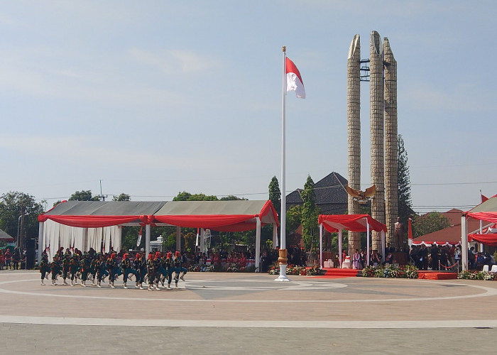 Semarak HUT ke-79 RI di Alun-Alun Puspawangi Indramayu  