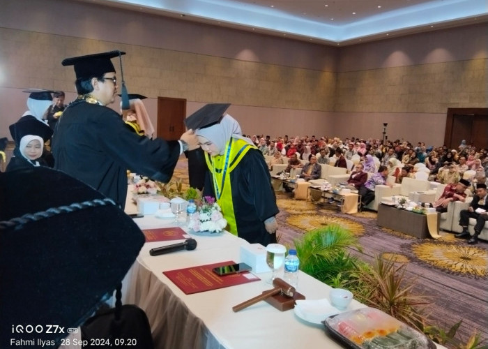 Sekolah Tinggi Ilmu Kesehatan Indramayu Gelar Wisuda ke 25 Tahun