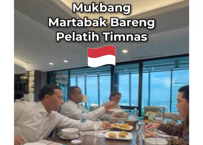 Habis Makan Nasi Padang, Terbitlah Mukbang Martabak, Tim Kepelatihan Indonesia Kian Melokal, Pertanda Apa? 