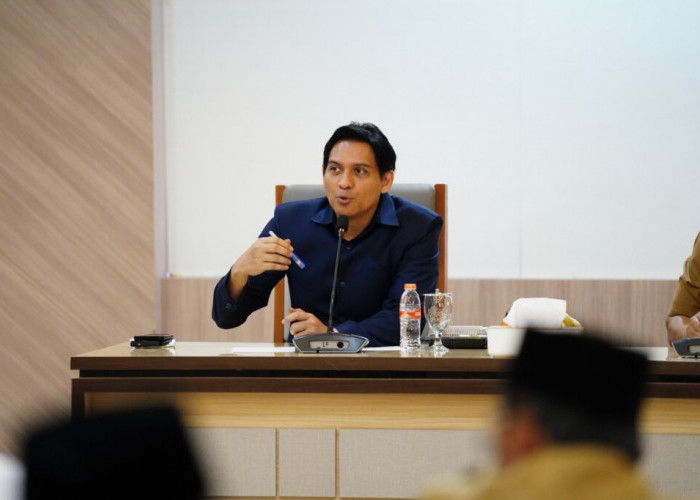 Wabup Indramayu Syaefudin Ditahan Kejati Jabar Terkait Korupsi Tunjangan DPRD, Bupati Lucky Hakim Buka Suara