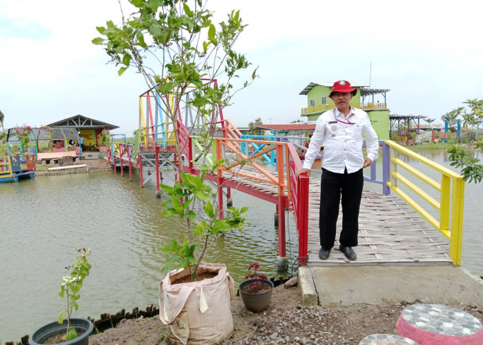 Dikelola BUMDes Kiajaran Wetan, Kolam Renang Pelangi Destinasi Wisata Baru di Kecamatan Lohbener