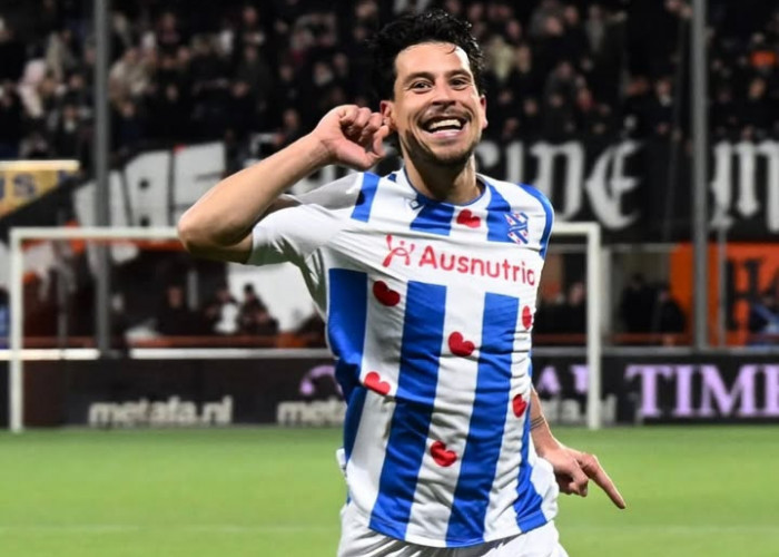 Didepak Almere City, Thom Haye Dianggap Cocok Kembali ke Klub Lama SC Heerenveen, Ternyata Karena Ini!