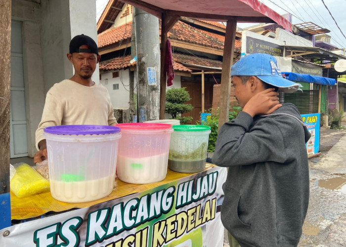 Es Kacang Hijau Legendaris Jadi Menu Favorit Berbuka Warga Terisi