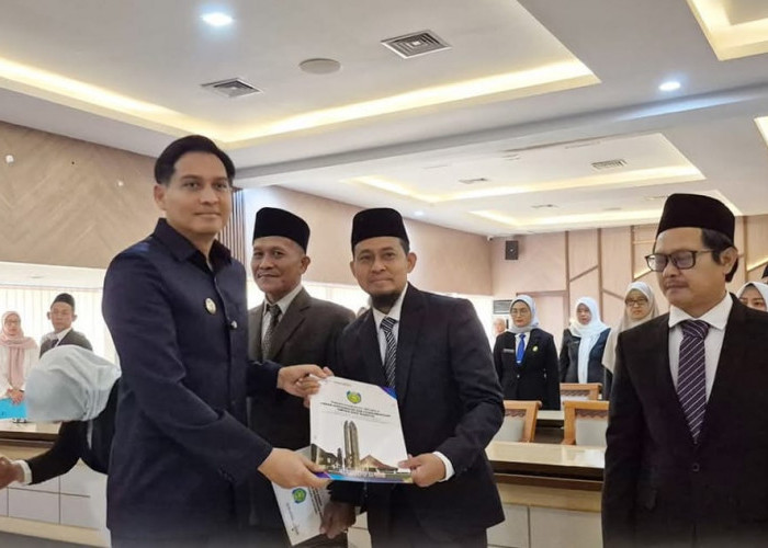 Bupati Lucky Hakim Kukuhkan Pejabat Bapperida, Pesan Tingkatkan Pelayanan Publik