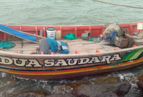 Nelayan Sukahaji, Ditemukan Meninggal di Atas Perahu