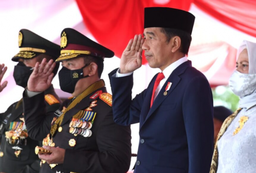 HUT Bhayangkara ke -76, Presiden Jokowi Pimpin Upacara