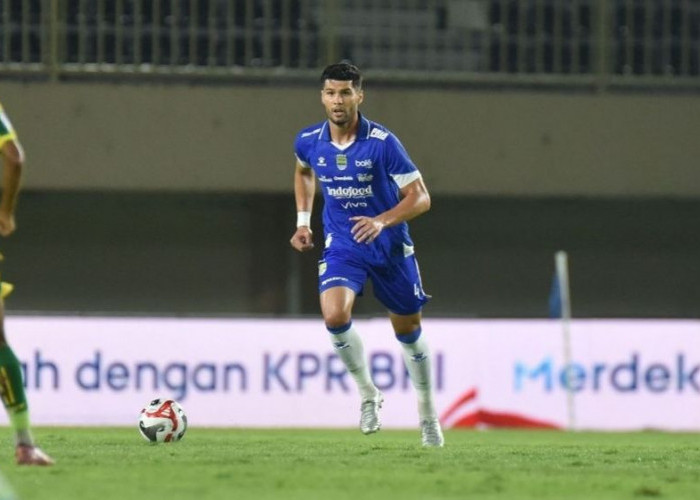 Julio Cesar Bangga Chemistry 3 Bek Asing Persib Makin Padu, Optimistis Redam Serangan Selangor FC di ACL 2